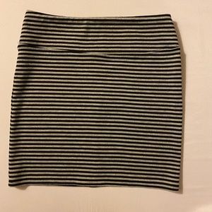 Xhilaration Black and Gray Stripe Skirt.  Size XS. Pre owned